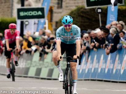 Ilan Larmet estrena el Tour de Bretaña con victoria y liderato en La Fresnais