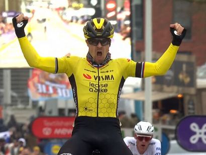 Jan Tratnik consigue el triunfo en la Omloop Het Nieuwsblad