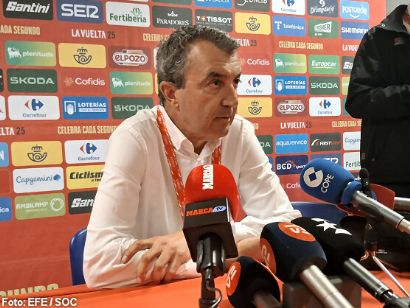 Vuelta a Espaa: Javier Guilln: "Quiero expresar nuestro rechazo a lo que hemos vivido hoy"