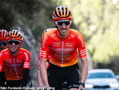 Euskaltel-Euskadi arranca la temporada 2025 con tres clásicas valencianas