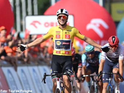 Jonathan Milan repite victoria en la segunda etapa y afianza el liderato del Tour de Polonia