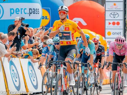 Jonathan Milan firma el triplete en Zielona G�ra y ampl�a su liderato en el Tour de Polonia