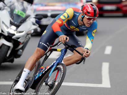 Jonathan Milan, gana el prólogo y es primer líder de la Vuelta a Alemania - Deutschland Tour