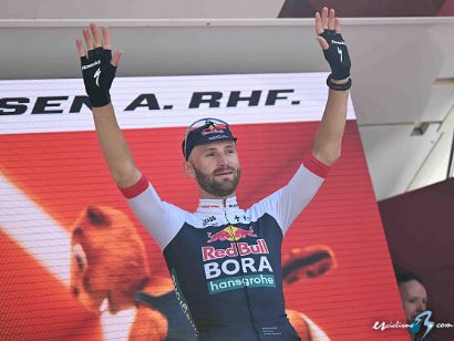 Jordi Meeus se impone al sprint en la Binche-Chimay-Binche 2025