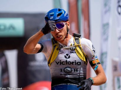 Titan Desert Marruecos: Jorge Lamiel gana la quinta etapa, Luis León conserva el liderato