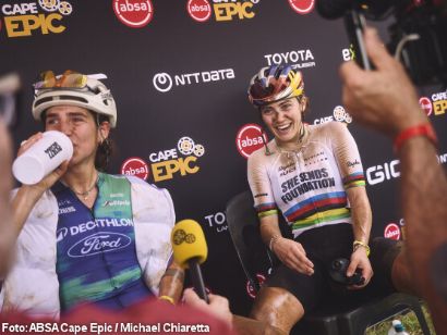 Courtney y Seiwald logran su primera victoria en la Absa Cape Epic tras una 4� etapa marcada por las ca�das