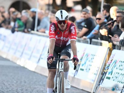 Lionel Taminiaux culmina una fuga de 183 kil�metros en la 4� etapa del ZLM Tour
