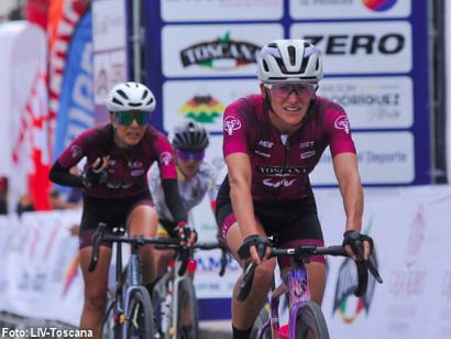 LIV-Toscana brilla en la Vuelta Femenina al Ecuador con doble premio