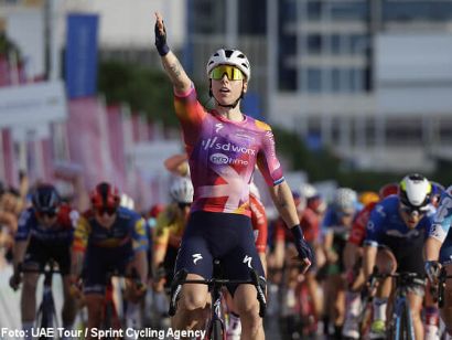 Lorena Wiebes, primera líder del UAE Tour Femenino