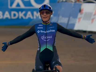 Lucinda Brand conquista tambi�n Hofstade y suma su cuarta victoria consecutiva en el X2O Trofee de ciclocross