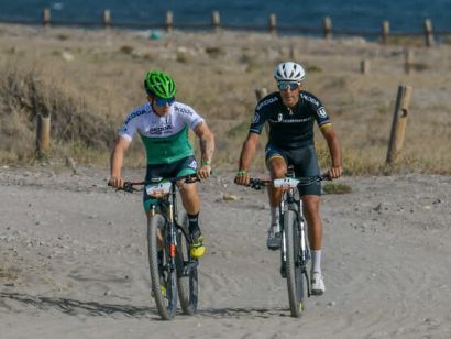 Maverick Viñales y Tomi Misser formarán pareja en Andalucía Bike Race