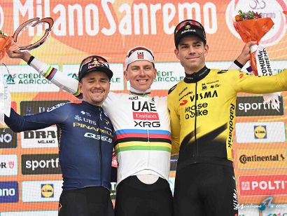 Tadej Pogacar gana al fin la Mil�n-San Remo tras un duelo �pico con Tom Pidcock