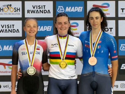 Mundial de ciclismo: Zoe Backstedt no da opcin a sus rivales y gana la contrarreloj sub-23