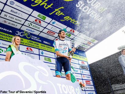 Tour de Eslovenia: Phil Bauhaus gana la segunda etapa y se viste de verde