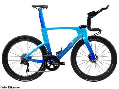 Bikeroom subasta las bicicletas de contrarreloj de Filippo Ganna y de MTB de Tom Pidcock