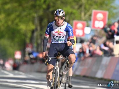 Remco Evenepoel logra su primera victoria en la Amstel Gold Race