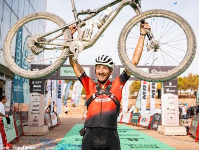Chiarini y Kortekaas se coronan en la Titan Desert Almería 2024