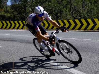 Sergio Chumil, primer retirado de la Vuelta a Espa�a tras sufrir una ca�da