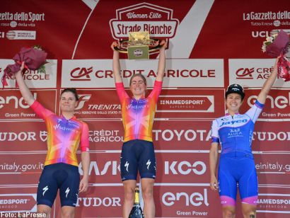 Demi Vollering puede con Lotte Kopecky en la Strade Bianche Femenina