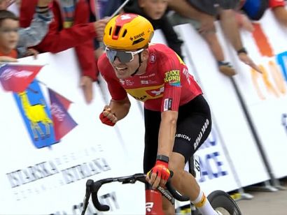 Tobias Svarre estrena su palmar�s en la 3� etapa de la CRO Race y se pone l�der