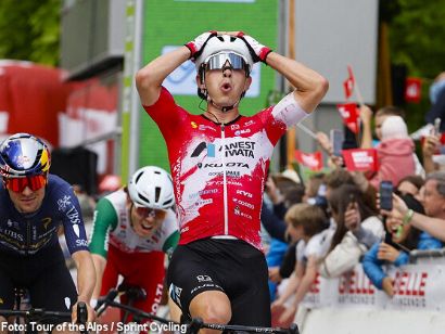 Tommaso Dati sorprende en Innsbruck y se viste de l�der en la apertura del Tour de los Alpes