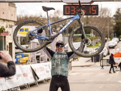 La Casona resiste a la lluvia y refuerza la Triple Corona MTB 2026 en Villanueva del Pardillo