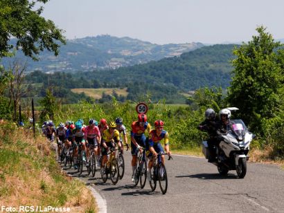 Giro Next Gen: Lorenzo Mark Finn lidera una lista de inscritos de lujo en una edici�n con 1.088 kil�metros