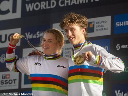 Jackson Goldstone y Valentina H�ll revalidan sus t�tulos mundiales de descenso en Val di Sole