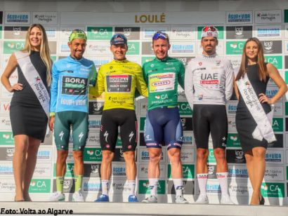 Remco Evenepoel, vencedor de la Volta al Algarve, Daniel Felipe Martínez gana en Malhao