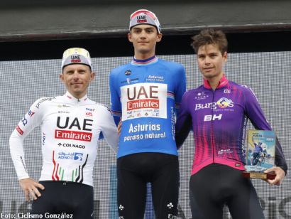 Isaac del Toro se hace con la Vuelta a Asturias, Finn Fisher-Black gana la última etapa