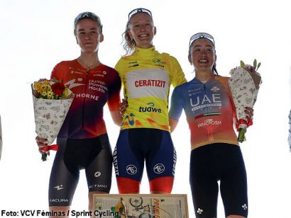 Cédrine Kerbaol hace buena la fuga y consigue la victoria en la Vuelta CV Féminas