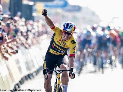 Tour de Gran Bretaña: Wout Van Aert asalta el liderato tirando de picardía en la quinta etapa