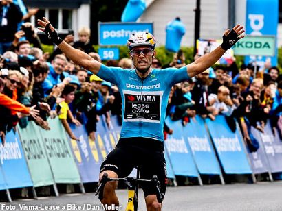 Vuelta a Dinamarca: Wout van Aert gana tambi�n la tercera etapa y afianza el liderato