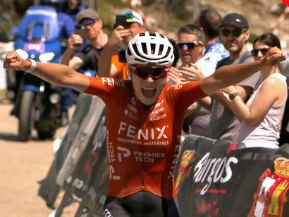 Yara Kastelijn se luce en Lagunas de Neila y gana la Vuelta a Burgos Femenina 2026