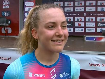 Simac Ladies Tour: Zoe Bäckstedt gana la contrarreloj inaugural y se viste de líder