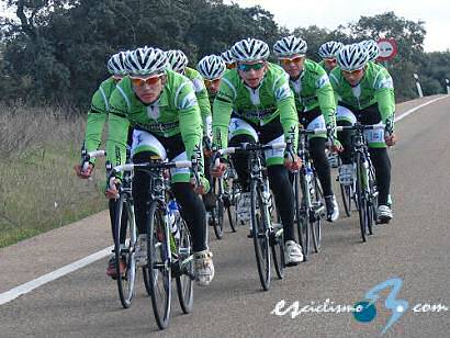 Bicicletas Rodríguez-Extremadura, con 7 corredores en los Campeonatos de España
