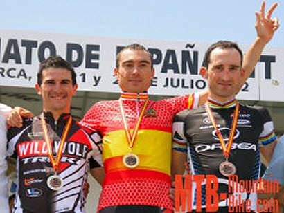 Sergio Mantecón gana el Campeonato de España de XCO en su tierra