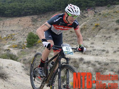 Copa Caja Rural BTT: Carlos Coloma y Yolanda Magallón se imponen en Arguedas