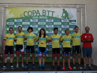 Antton Ibarguren y Lierni Lekuona vencedores de la última prueba de la Copa Caja Rural de BTT