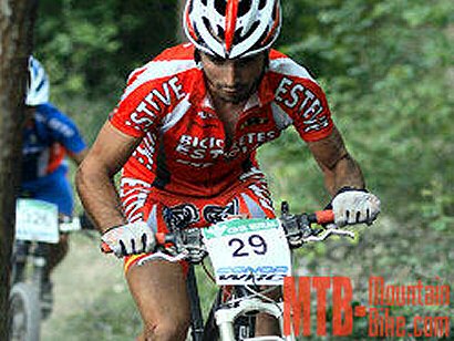 Copa Caja Rural BTT: David Lozano se impone en Estella y Patxi Cia sigue líder