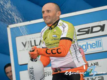 Semana Coppi y Bartali: Rebellin, nuevo líder tras imponerse su equipo en la contrarreloj