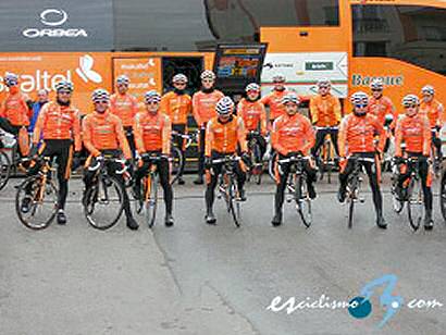 Euskaltel-Euskadi participa en la Vuelta a Madrid, donde debuta Pello Bilbao