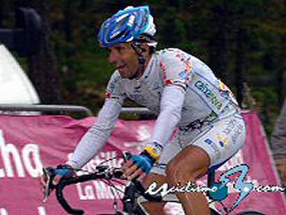 Vuelta a España: Ezequiel Mosquera: “Esta etapa pasará factura, ha sido dantesca por la lluvia”