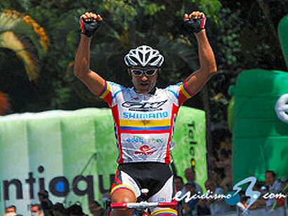 Vuelta a Colombia: Cárdenas gana la cuarta etapa y es el nuevo líder