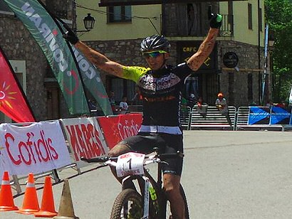 Durán, nuevo líder del Open de España XCO, tras la victoria de Guerra en Benasque
