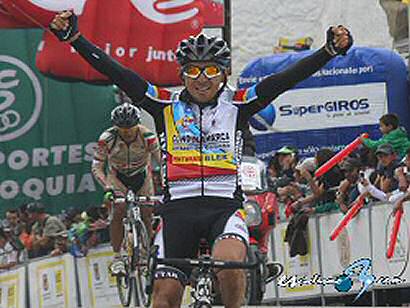 Vuelta a Colombia: Freddy González gana en el Pantano de Vargas y Sevilla sigue líder