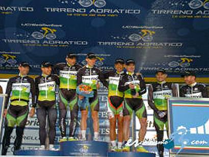Tirreno-Adriático: GreenEDGE se impone en la crono y Matthew Goss es líder