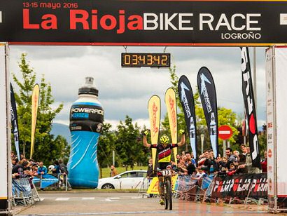 La Rioja Bike Race: Hansueli Stauffer asalta el liderato en la etapa maratón
