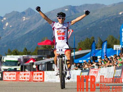 Hugo Drechou gana la Copa del Mundo XCO Sub-23 en Andorra