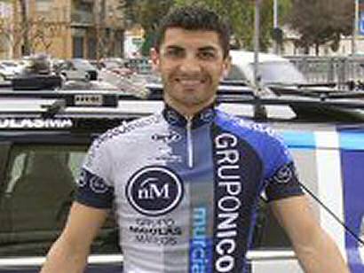 Vuelta a Extremadura: Javi Benítez vuelve a imponer su punta de velocidad en las calles de Mérida